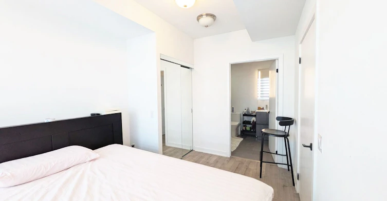 602-220 Missinnihe Way, Mississauga, ON, L5H 0A9 - 7