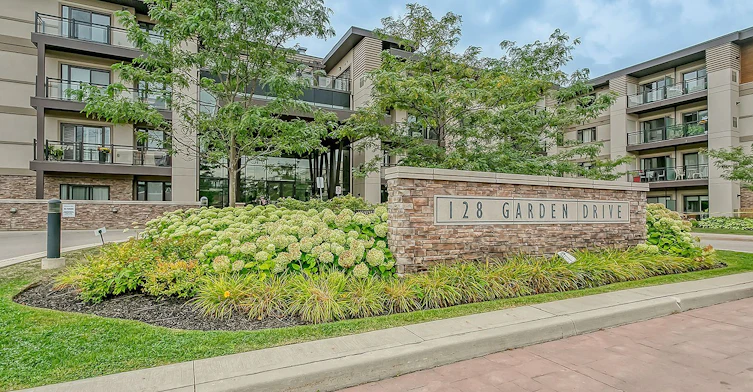 406-128 Garden Drive, Oakville, ON, L6K 0H7