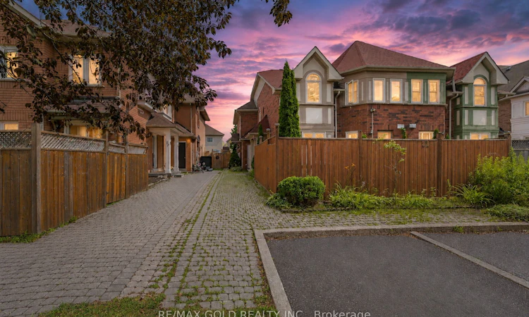 23 Rain Lily Lane