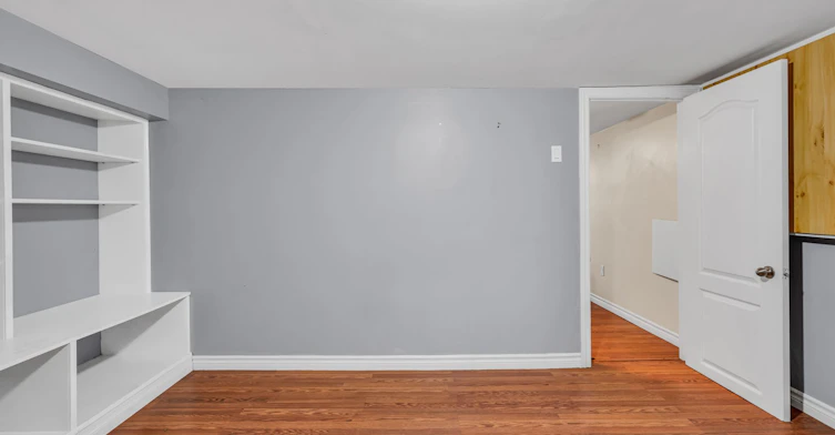 65 Kirknewton Road, Toronto, ON, M6E 3X9 - 26