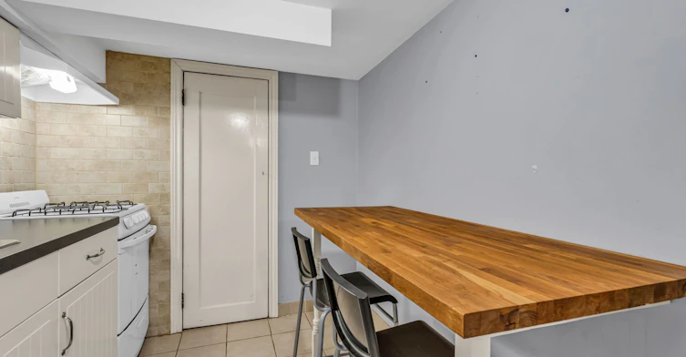 65 Kirknewton Road, Toronto, ON, M6E 3X9 - 18
