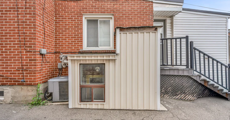 65 Kirknewton Road, Toronto, ON, M6E 3X9 - 34