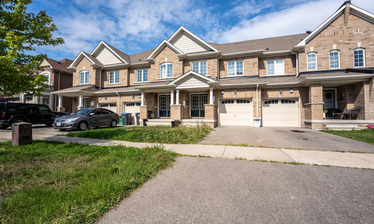 108 Golden Spring Drive