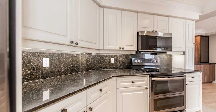 3511-1 Palace Pier Court, Toronto, ON, M8V 3W9 - 11