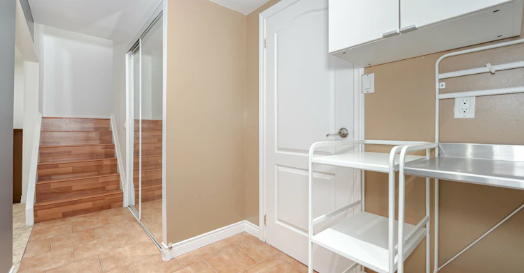 26 Glencastle Square, Brampton, ON, L6S 2H8 - 3