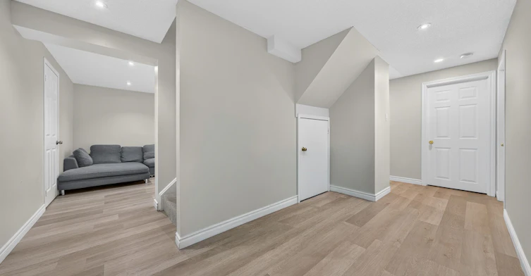 2083-2085 Golden Briar Trail, Oakville, ON, L6H 4N5 - 10