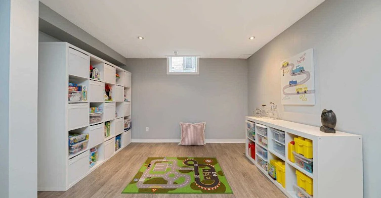 665 Thompson Road S, Milton, ON, L9T 5W8 - 9