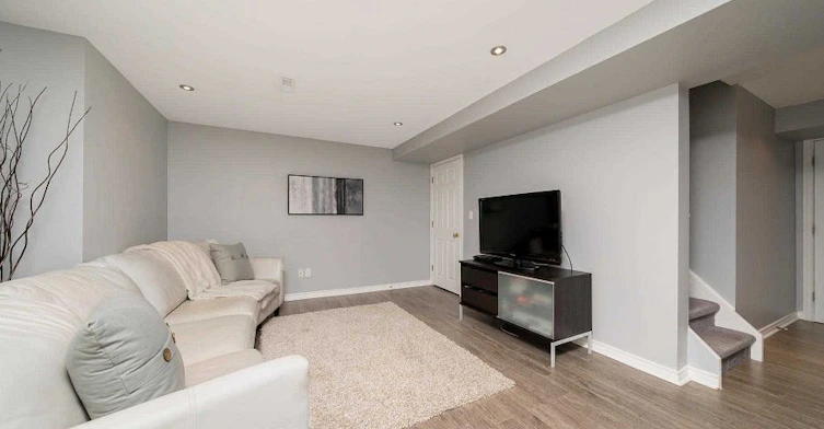 665 Thompson Road S, Milton, ON, L9T 5W8 - 8