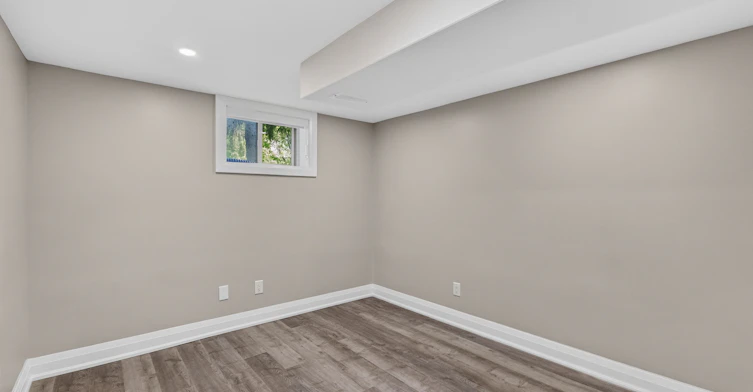 1153 Mona Bsmt Road, Mississauga, ON, L5G 2Z8 - 9