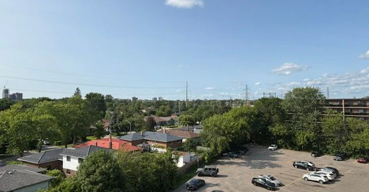 2-611-515 North Service Road, Mississauga, ON, L5A 1B3 - 8
