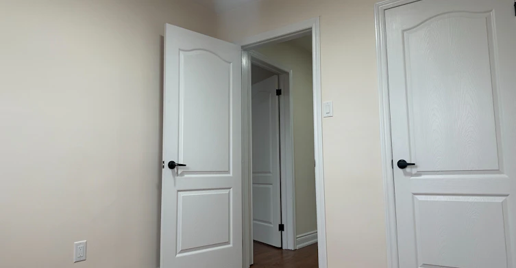 7490 Middleshire Drive, Mississauga, ON, L4T 3S2 - 35