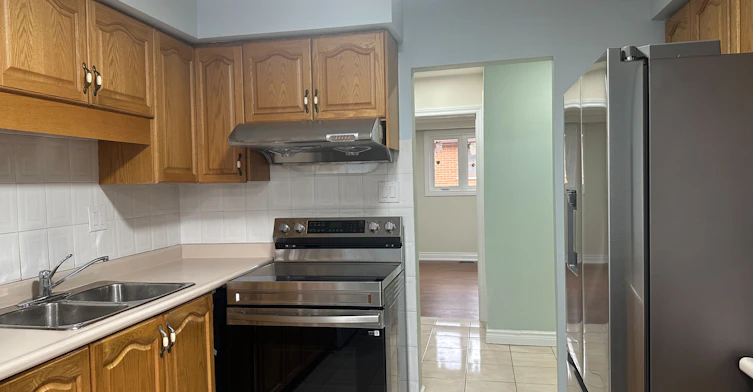 7490 Middleshire Drive, Mississauga, ON, L4T 3S2 - 13