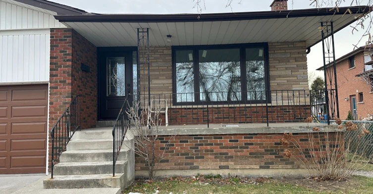 7490 Middleshire Drive, Mississauga, ON, L4T 3S2 - 2