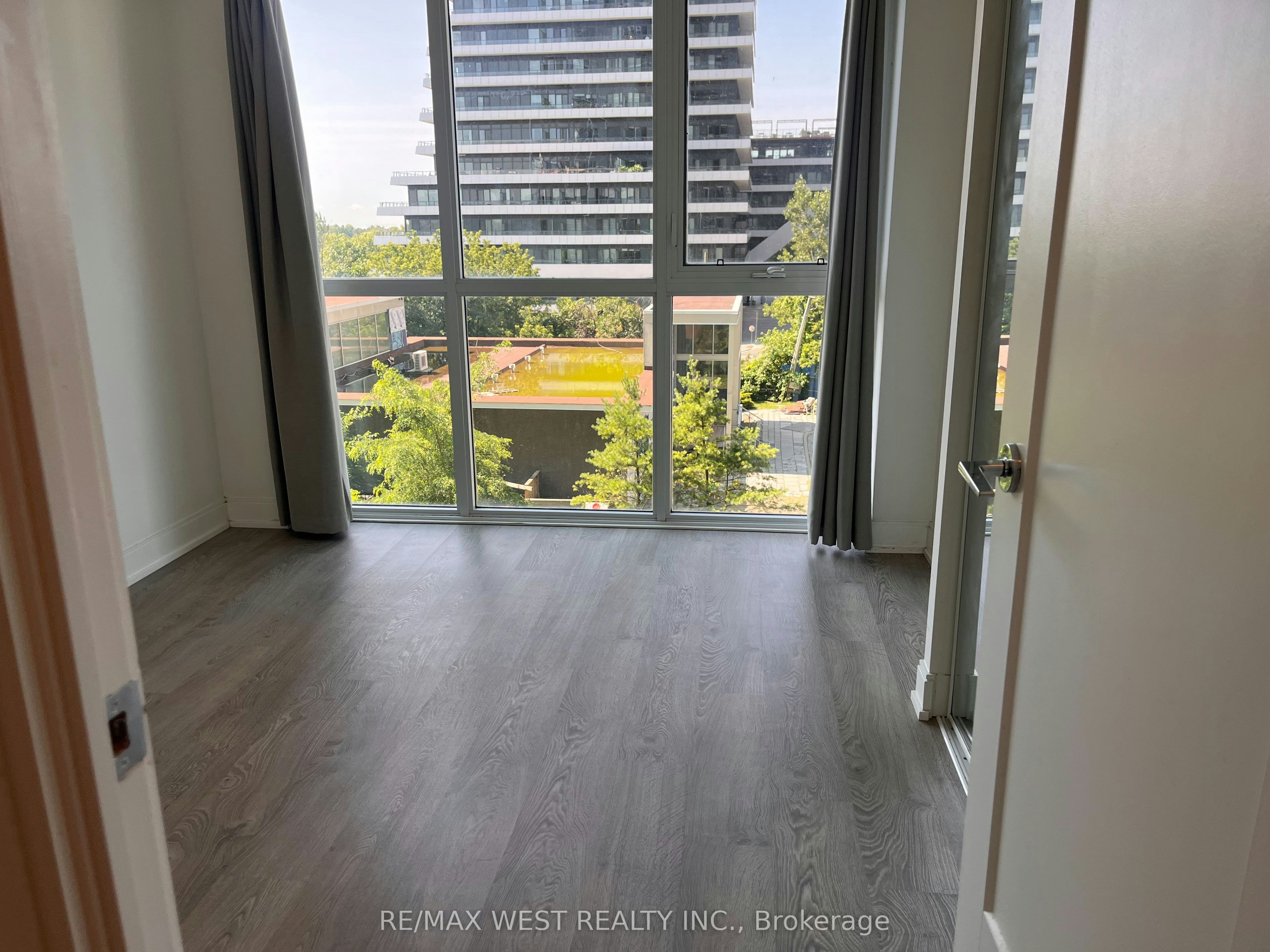 302-65 Annie Craig Drive, Toronto, ON, M8V 0G3 - 13