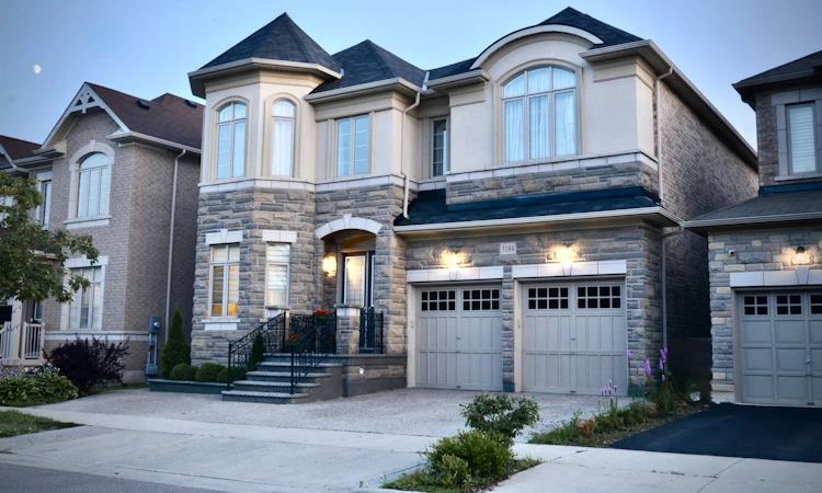 3184 Meadow Marsh Crescent