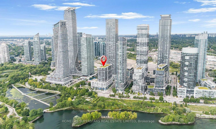 407-65 Annie Craig Drive