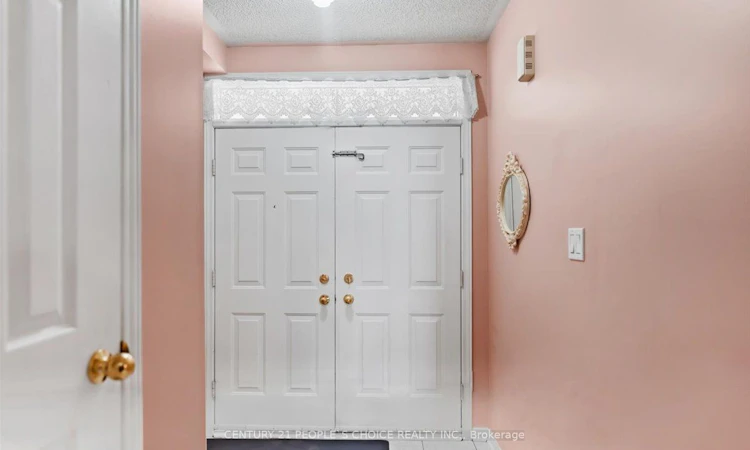33 Penguin Lane