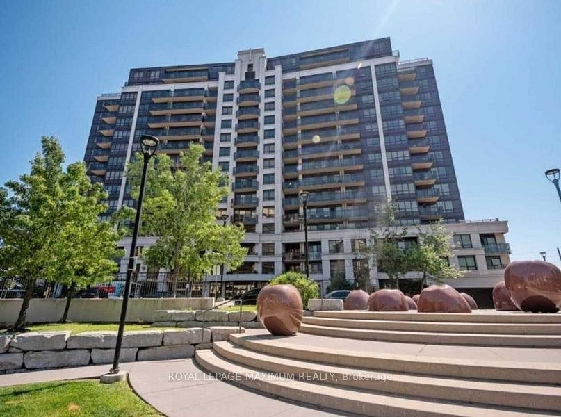 223-1070 Sheppard Avenue W, Toronto, ON, M3J 0G8