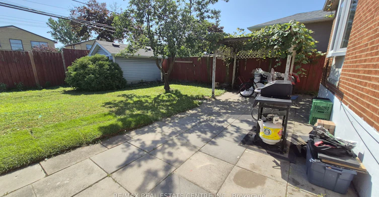 Upper-71 Gunton Drive, Toronto, ON, M9W 3H3 - 23
