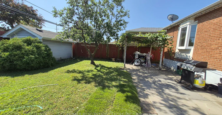 Upper-71 Gunton Drive, Toronto, ON, M9W 3H3 - 24