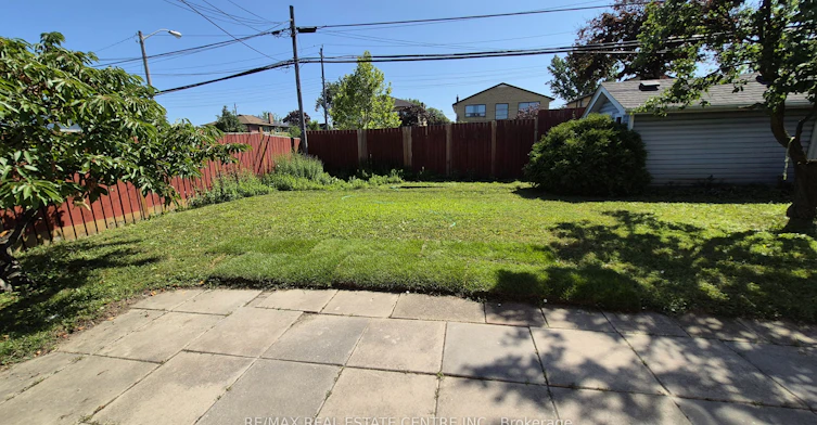 Upper-71 Gunton Drive, Toronto, ON, M9W 3H3 - 25
