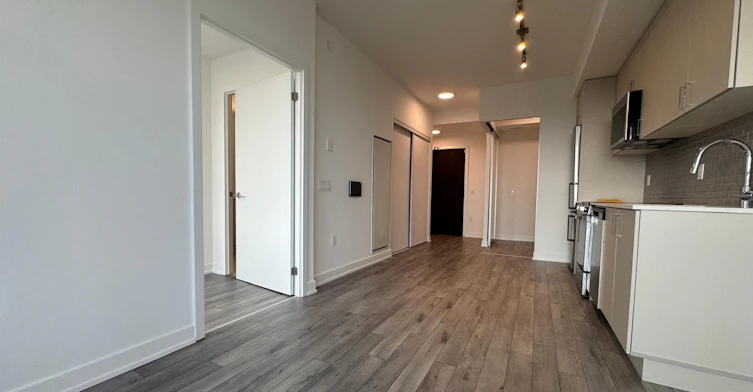 632-1005 Dundas Street E, Oakville, ON, L6H 8C7 - 3