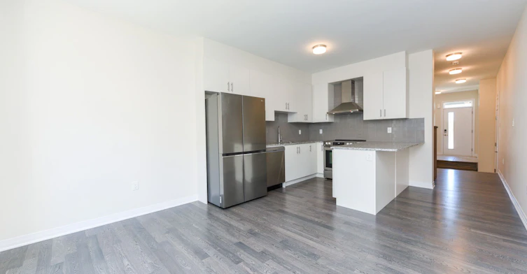 3523 Post Road, Oakville, ON, L6H 7W5 - 10