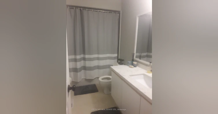 40-1050 Bristol Road W, Mississauga, ON, L5V 2E8 - 3