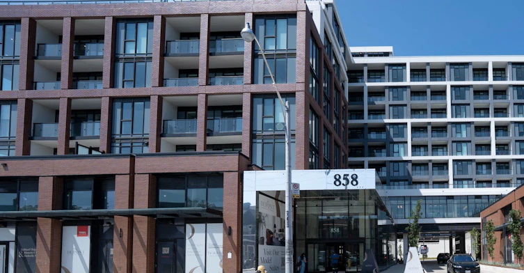 PH16-858 Dupont Street, Toronto, ON, M6G 0C1 - 4