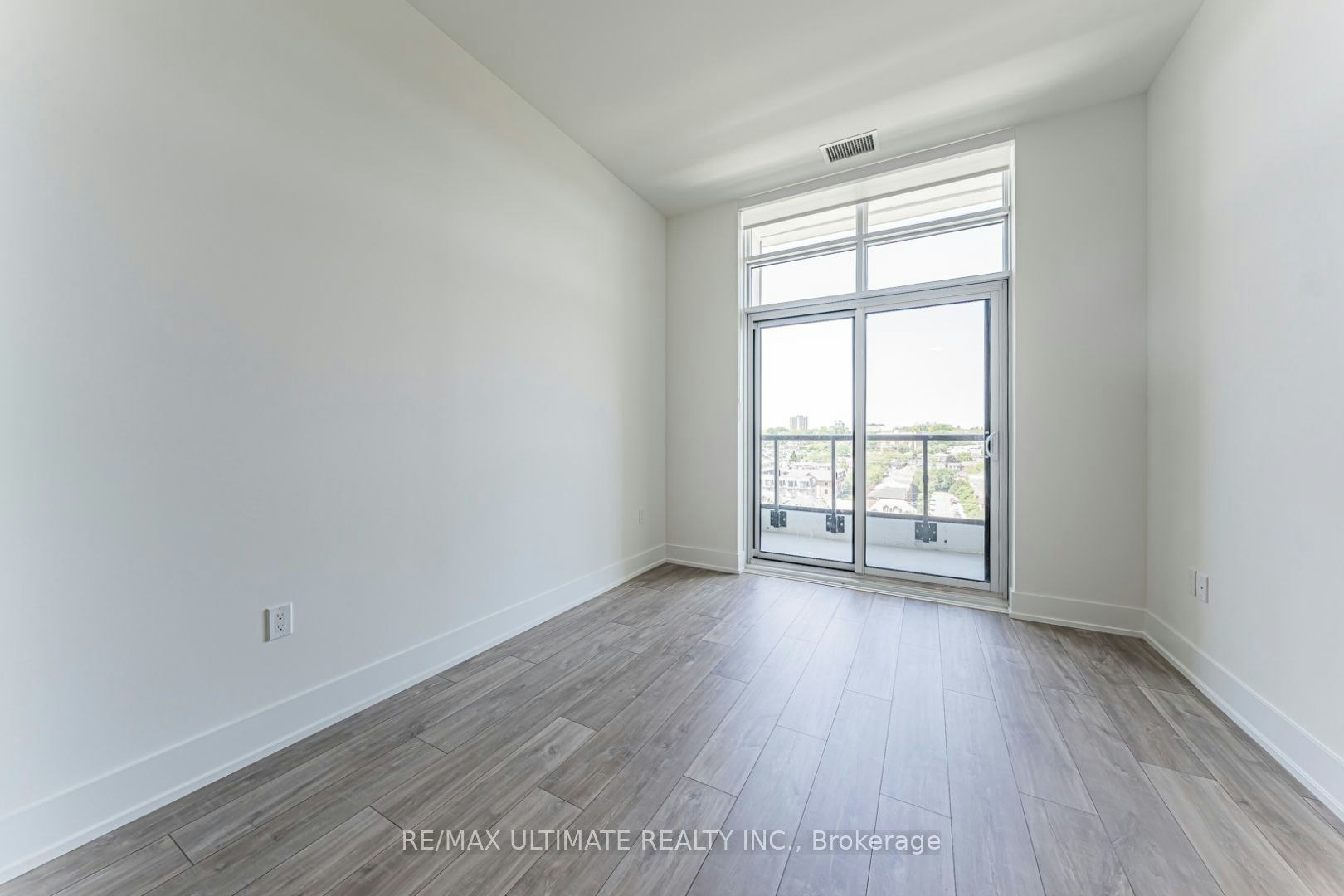 PH16-858 Dupont Street, Toronto, ON, M6G 0C1 - 11