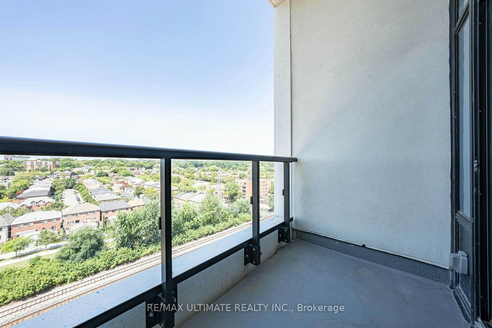 PH16-858 Dupont Street, Toronto, ON, M6G 0C1 - 17