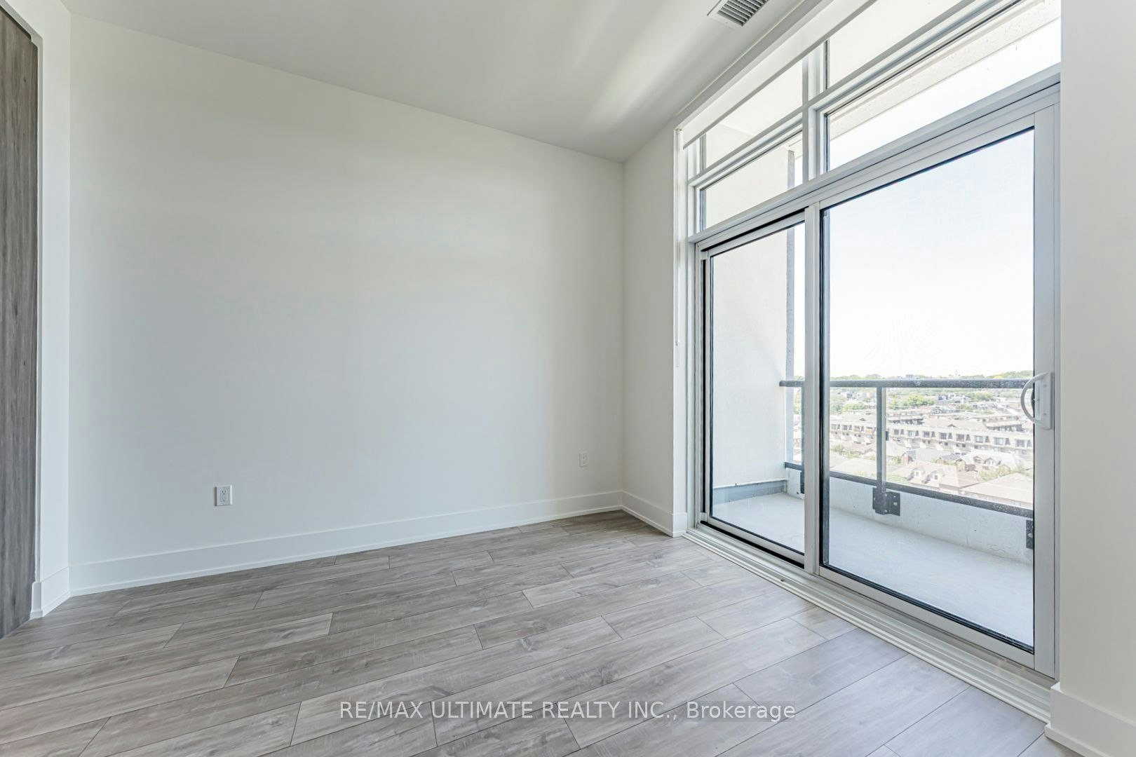 PH16-858 Dupont Street, Toronto, ON, M6G 0C1 - 13
