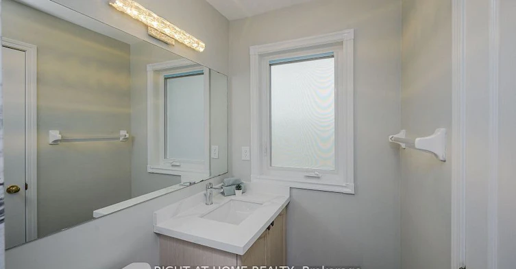 1724 Samuelson Circle, Mississauga, ON, L5N 7Z5 - 19