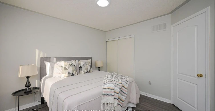 1724 Samuelson Circle, Mississauga, ON, L5N 7Z5 - 22