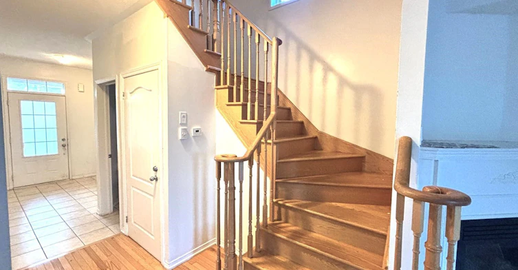 39 Sussexdale Drive, Brampton, ON, L6R 3R2 - 9