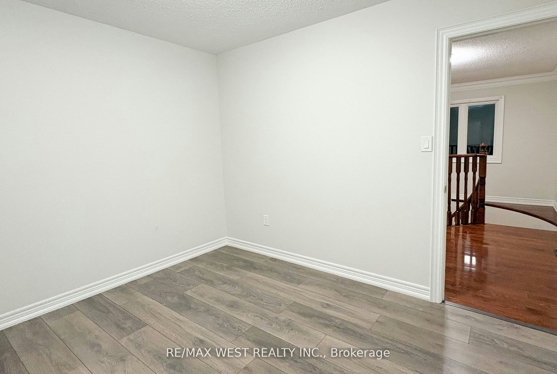 160 Bob Yuill Drive, Toronto, ON, M9M 0B1 - 23