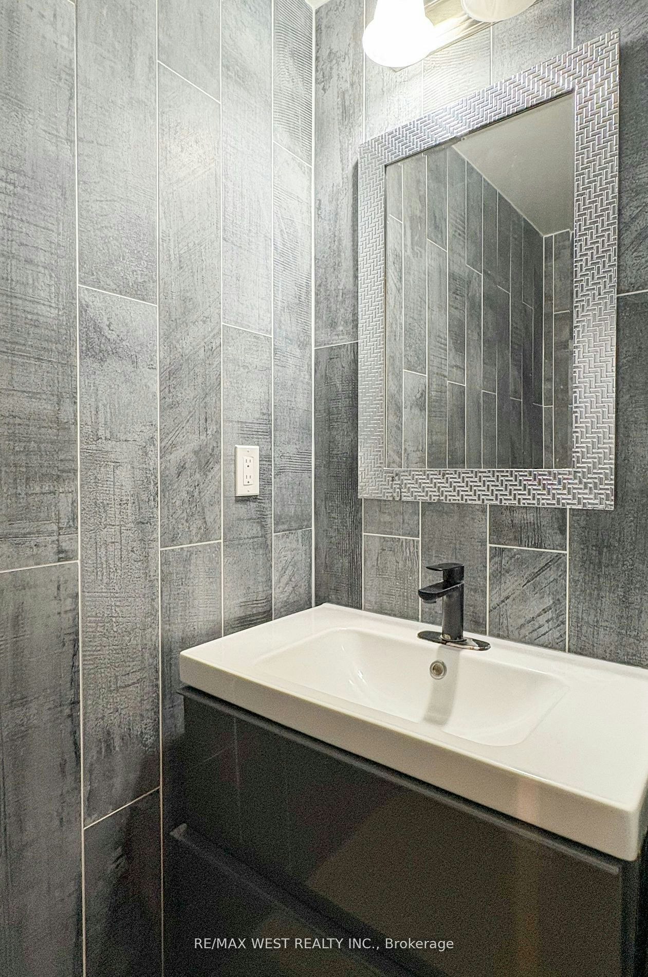 160 Bob Yuill Drive, Toronto, ON, M9M 0B1 - 32
