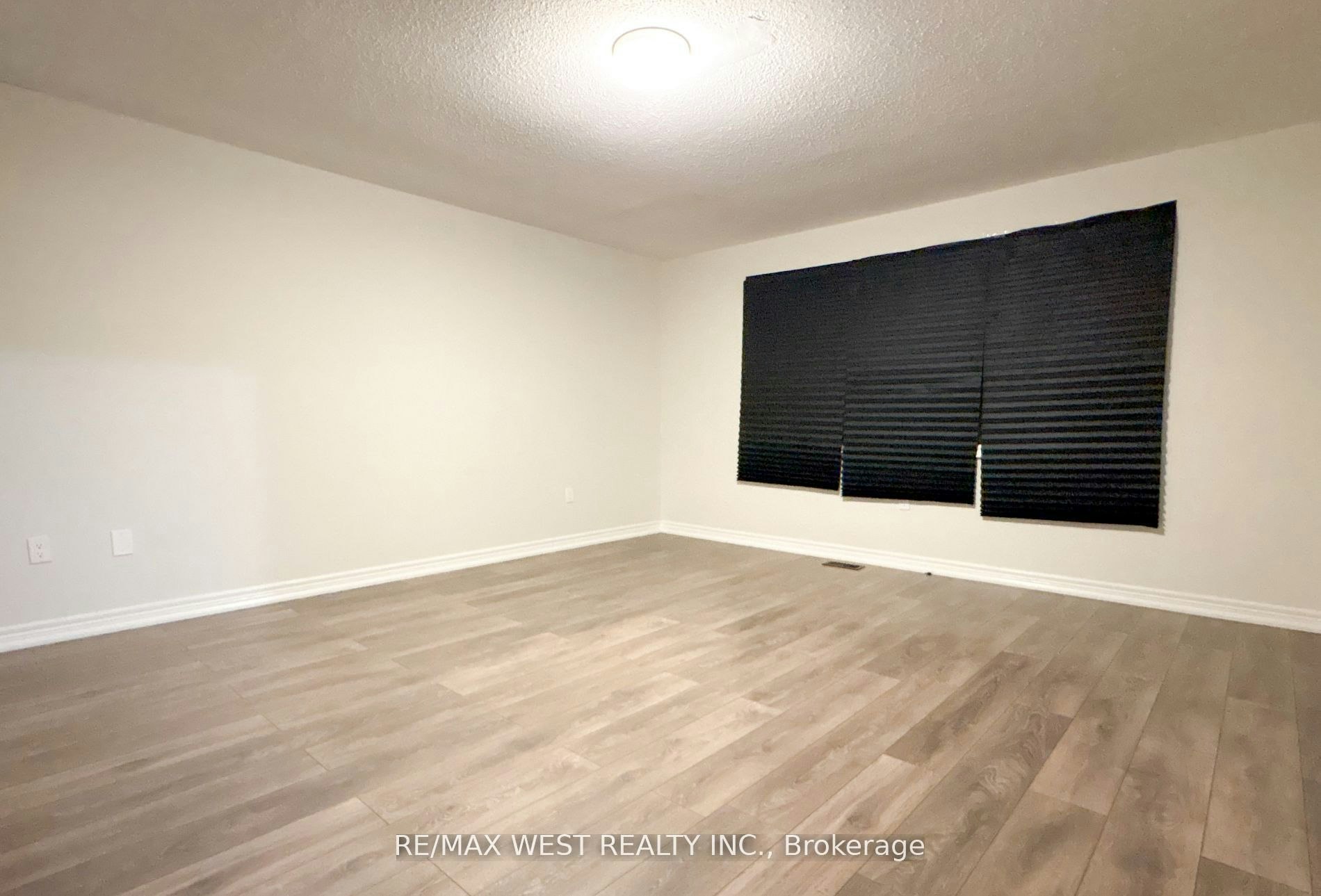 160 Bob Yuill Drive, Toronto, ON, M9M 0B1 - 21
