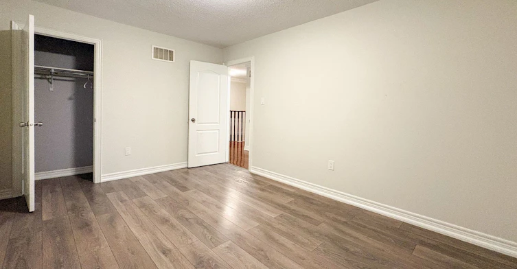 160 Bob Yuill Drive, Toronto, ON, M9M 0B1 - 24
