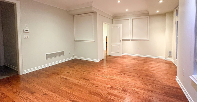 160 Bob Yuill Drive, Toronto, ON, M9M 0B1 - 2