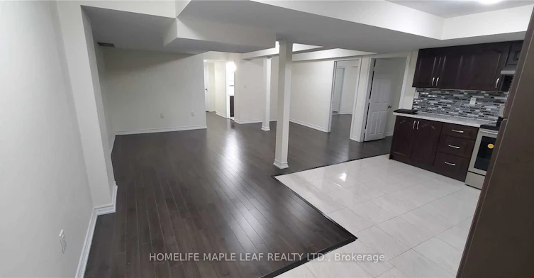 5 Gallucci Crescent, Brampton, ON, L6P 1R3 - 4