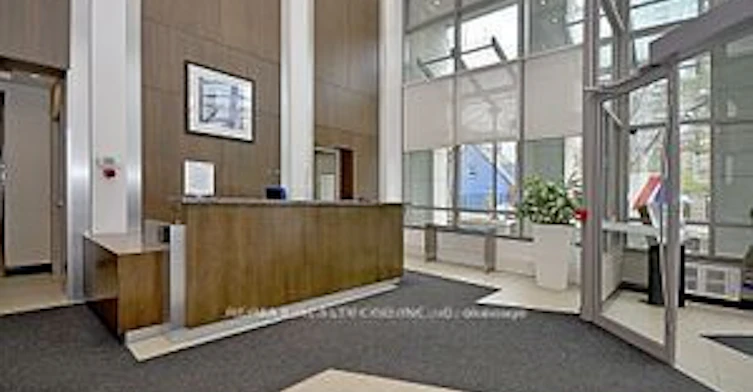 609-3504 Hurontario Street, Mississauga, ON, L5B 0B9 - 26