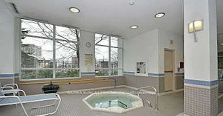 609-3504 Hurontario Street, Mississauga, ON, L5B 0B9 - 32