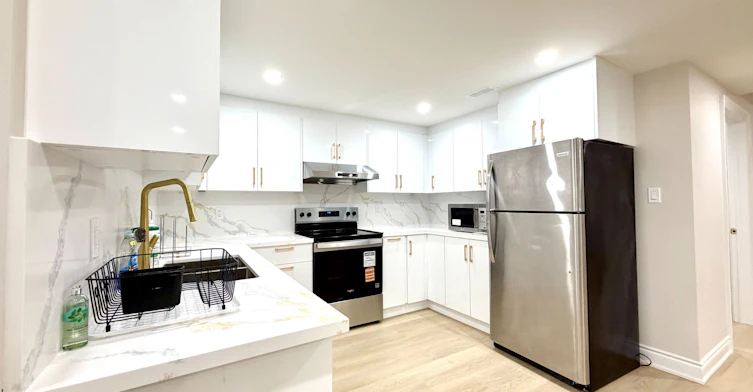 3380 Tudor Gate, Mississauga, ON, L5L 3C7 - 9