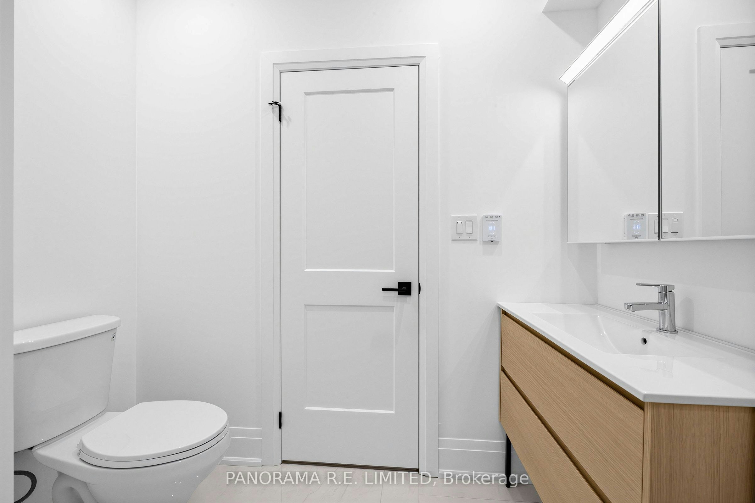 Lower-606 Abana Road, Mississauga, ON, L5A 1H4 - 13