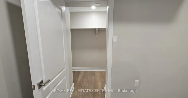 Bsmt.-389-1 Nairn Circle, Milton, ON, L9T 8A5 - 12