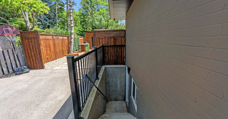 MAIN-3 Hartland Road, Toronto, ON, M9C 4S9 - 33