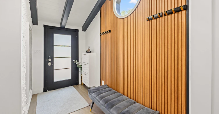MAIN-3 Hartland Road, Toronto, ON, M9C 4S9 - 2