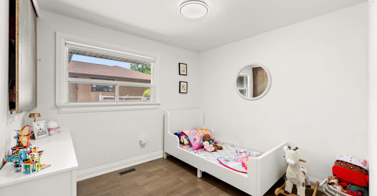 MAIN-3 Hartland Road, Toronto, ON, M9C 4S9 - 16