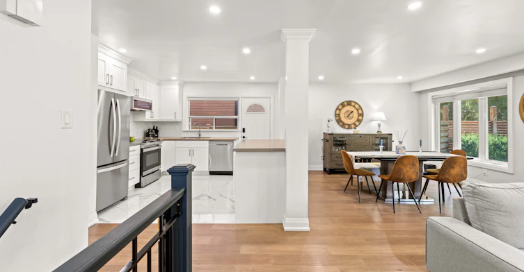 MAIN-3 Hartland Road, Toronto, ON, M9C 4S9 - 4